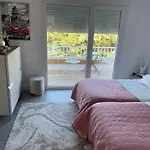 La Casa De Colores Apartmán *
